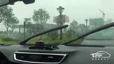 一分钟包你学会更换雨刮！