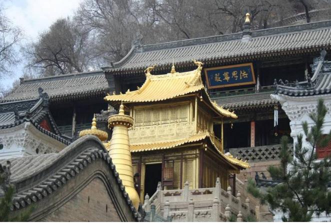大美忻州——五台山显通寺