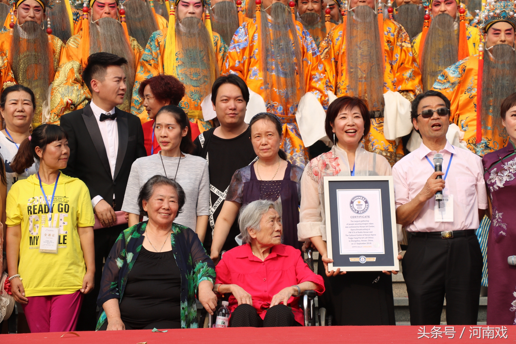 主持专业戏曲节目20余年，河南这个美女主播在不断挑战自我！