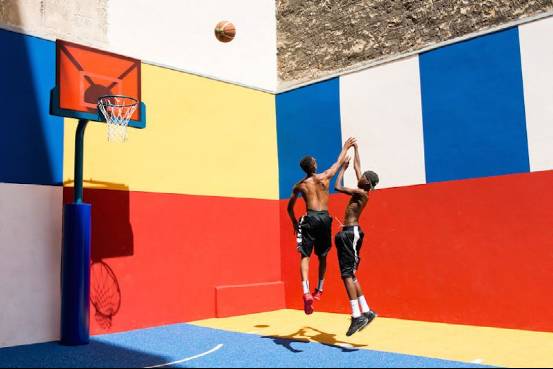 为什么nba篮球场这么好看(世界上最美的4大球场，艾弗森、科比、杜兰特都曾慕名来打过球！)