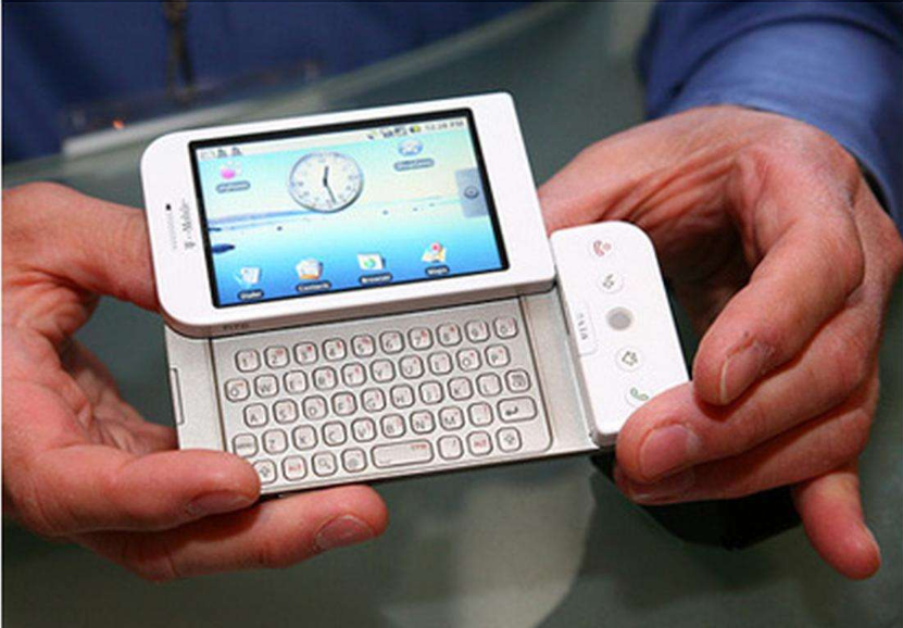 9年前“人气王”手机，苹果唯一劲敌，如今百元买不到