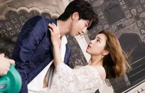 7月新开播韩剧片单，颜控福利：南柱赫、申世京、林允儿、李沇熹齐上阵