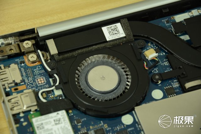 联想m720t联想轻薄笔记本哪个好