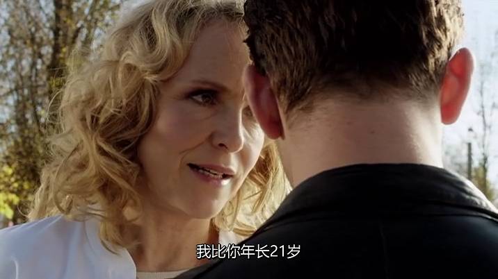 老熟女与小伙子图片(23岁小伙爱上44岁大妈) - 赤虎壹号