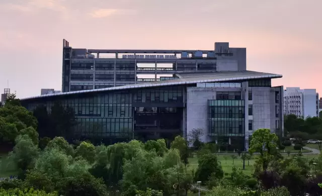 暑假要回浙师办事？指南来了！