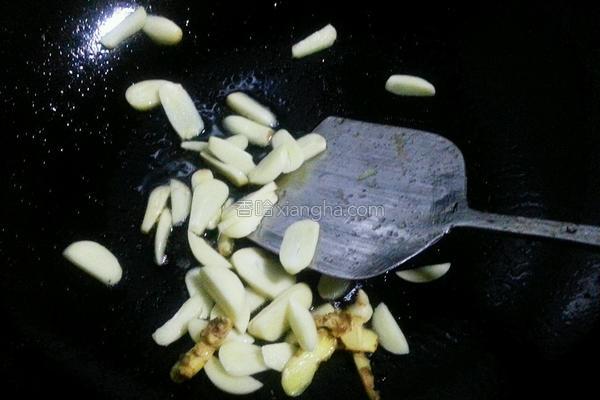 蒜子烧鳗鱼