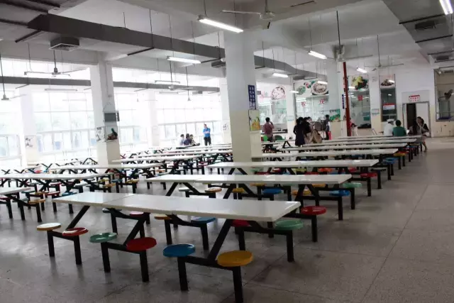 深圳亚迪学校全解析，这匹名校黑马为何脱颖而出