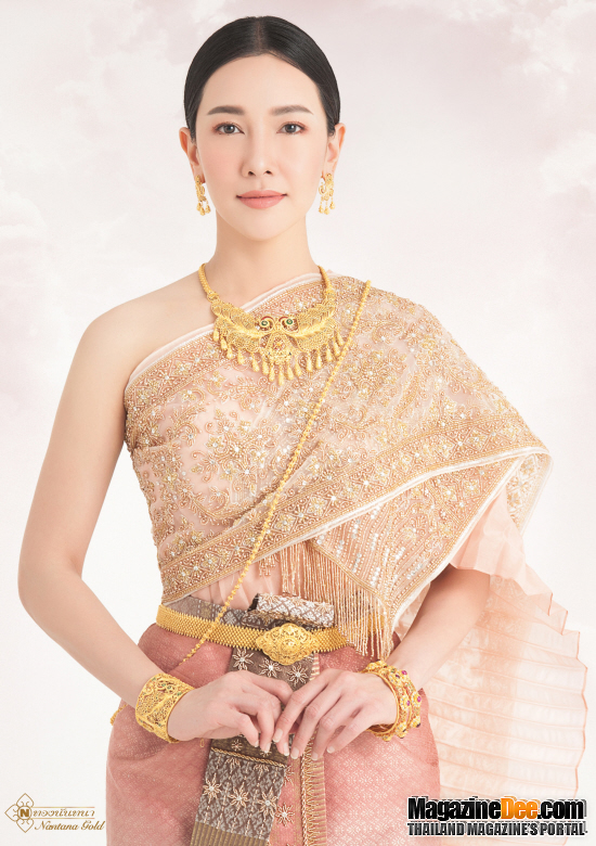 泰国女演员泰式传统服装大比拼，选出你心目中最美的泰式“古典美女”