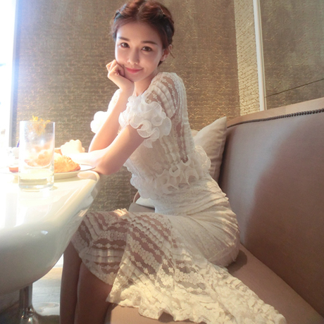 韩版时尚连衣裙穿出你的公主范！
