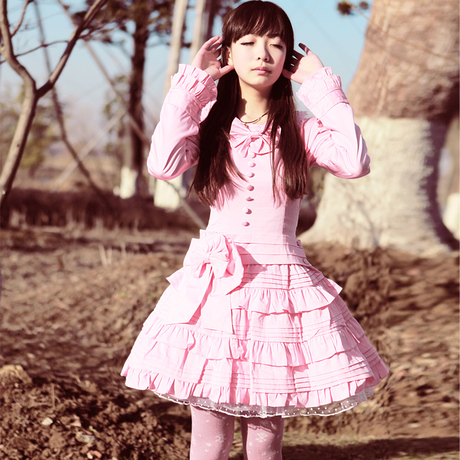 韩版时尚连衣裙穿出你的公主范！