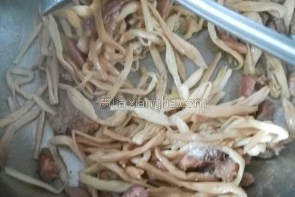 黃花菜炒肉,黃花菜炒肉的做法