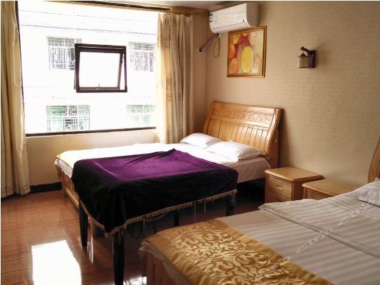 一室一厅租到2500元/月 重庆这些地方避暑房供不应求！