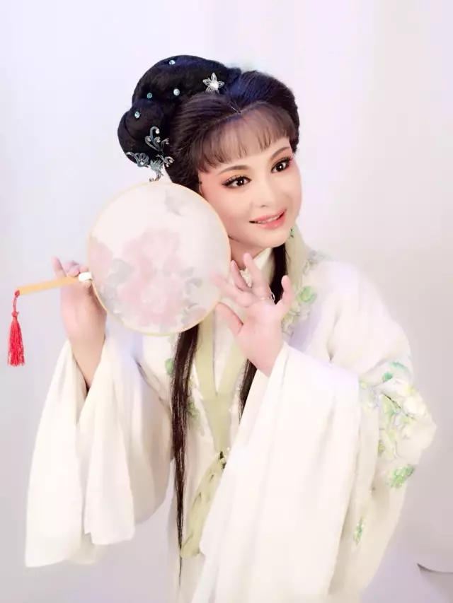 280元=三口之家游板桥+青山湖鱼味馆中餐+月亮湾漂流+葡萄3斤！本周六50户名额，手慢无！