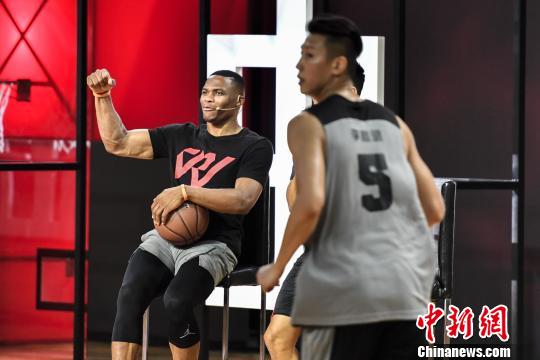 nba哪些球星去过广州(NBA常规赛MVP威斯布鲁克空降广州引爆球迷热情)