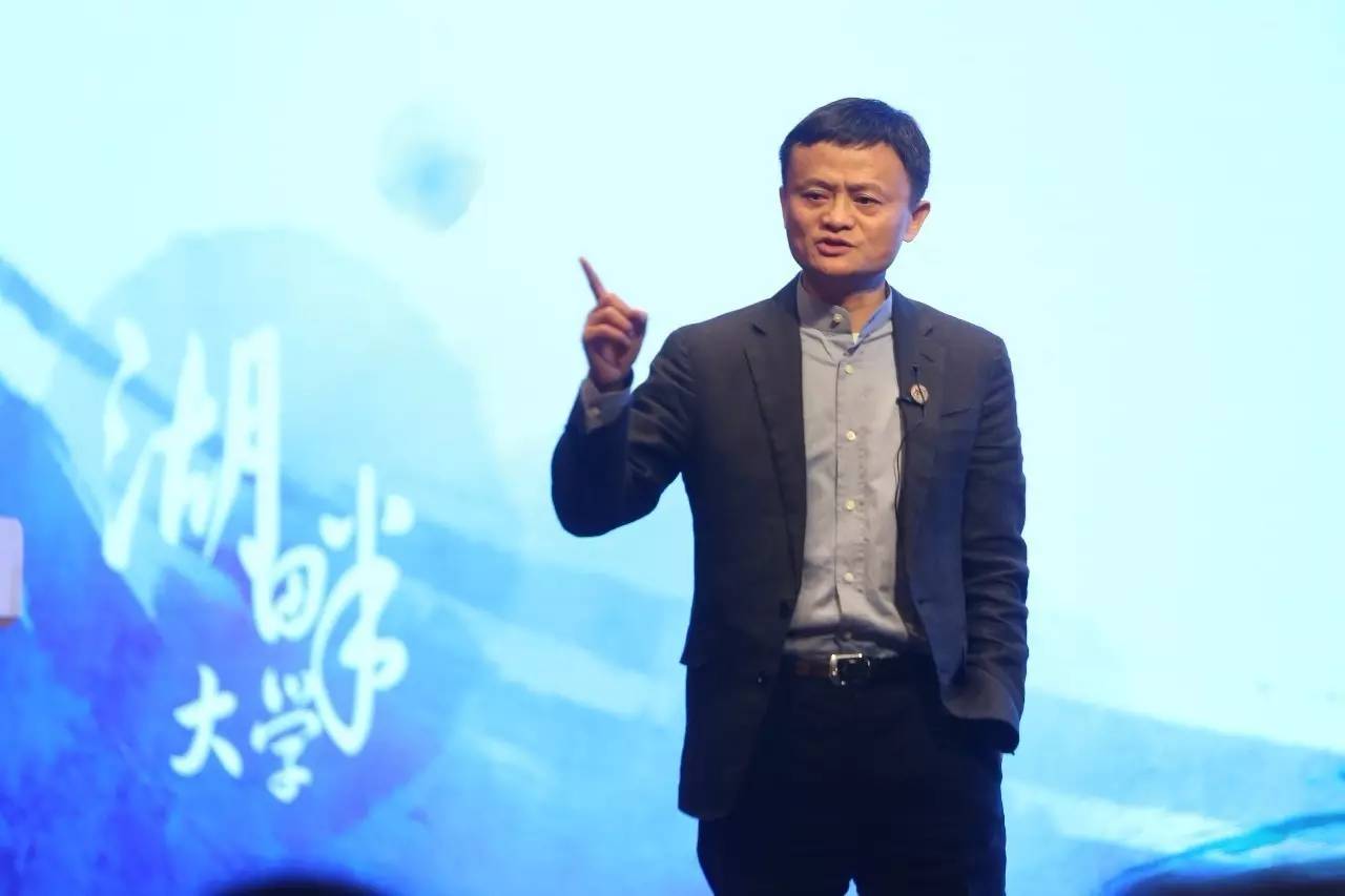 雷军、刘强东、李彦宏等大佬口语大PK！谁的英语最溜？