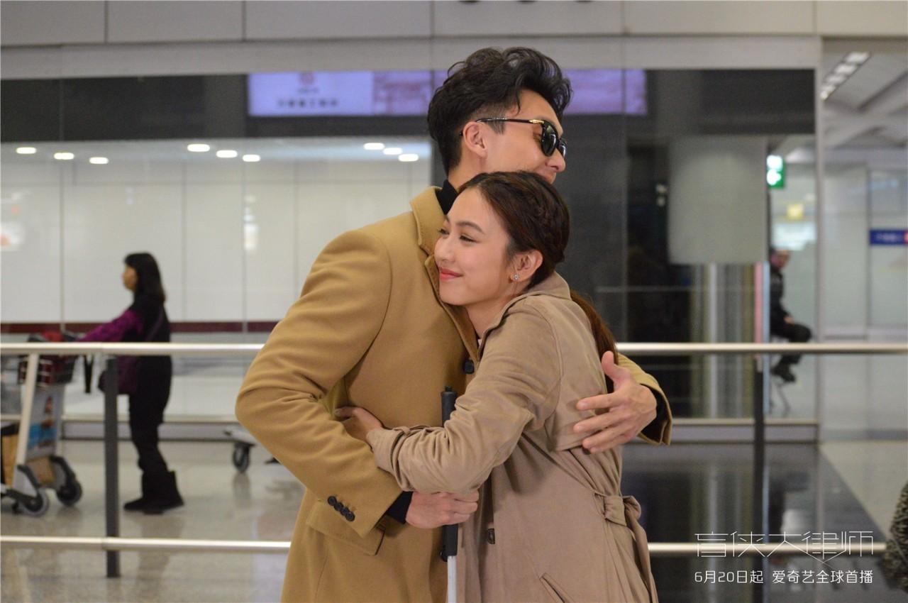 熟悉的配方再加点猛料，TVB口碑律政剧《盲侠大律师》升级开虐！