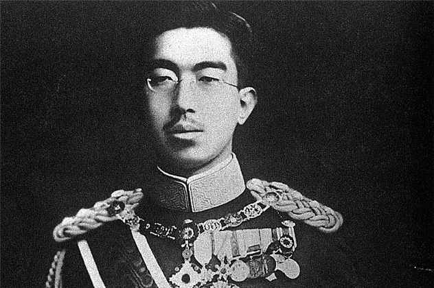 电视剧里的日本军官为什么都喜欢留着八字胡日本人为什么留八字胡
