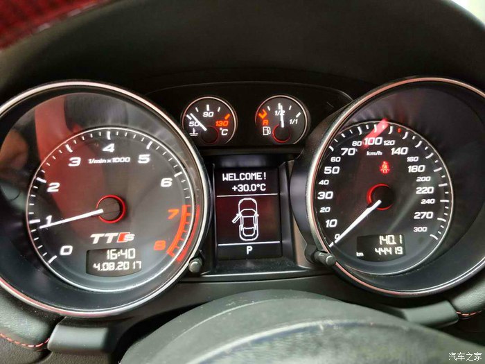 40万改装跑车 奥迪TTS骚紫外观红轮毂星空顶 附改装清单！