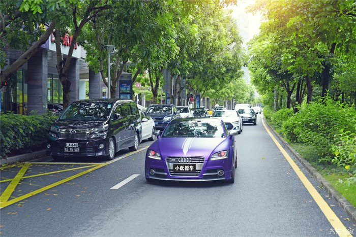 40万改装跑车 奥迪TTS骚紫外观红轮毂星空顶 附改装清单！