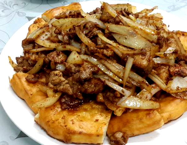 皮牙子是什么(新疆人无论吃什么几乎都离不开这一种食材)