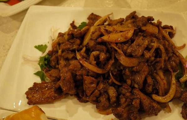 皮牙子是什么(新疆人无论吃什么几乎都离不开这一种食材)