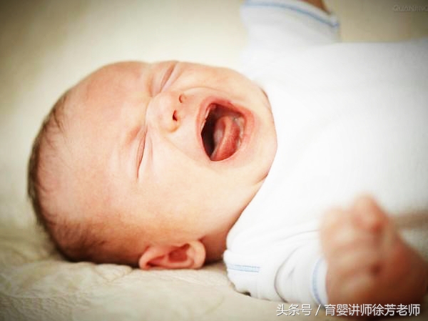 对照下，九大婴幼儿缺钙症状你家娃有哪几条？附鉴别