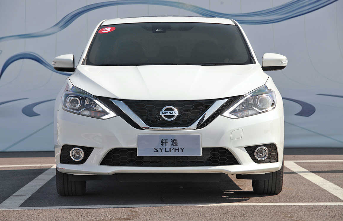 东风日产新轩逸 推荐cvt尊享版和手动豪华版