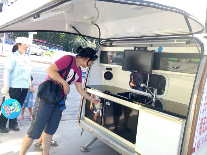 石家庄现共享房车：租一天29.9元，有冰箱，有音响，可上高速