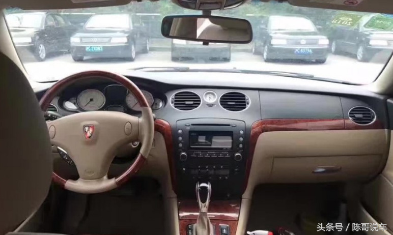 朋友4万块钱把这车给我！开始以为是什么豪华车，很唬人