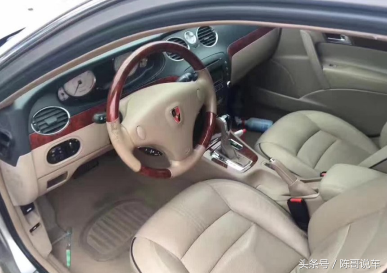 朋友4万块钱把这车给我！开始以为是什么豪华车，很唬人