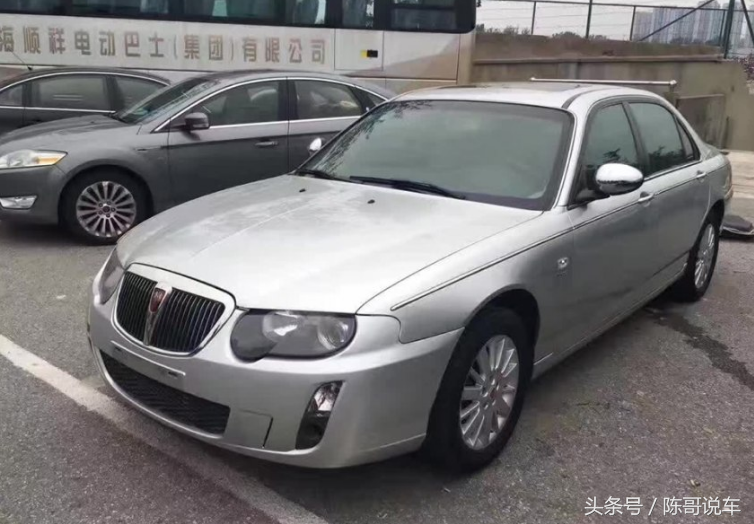 朋友4万块钱把这车给我！开始以为是什么豪华车，很唬人