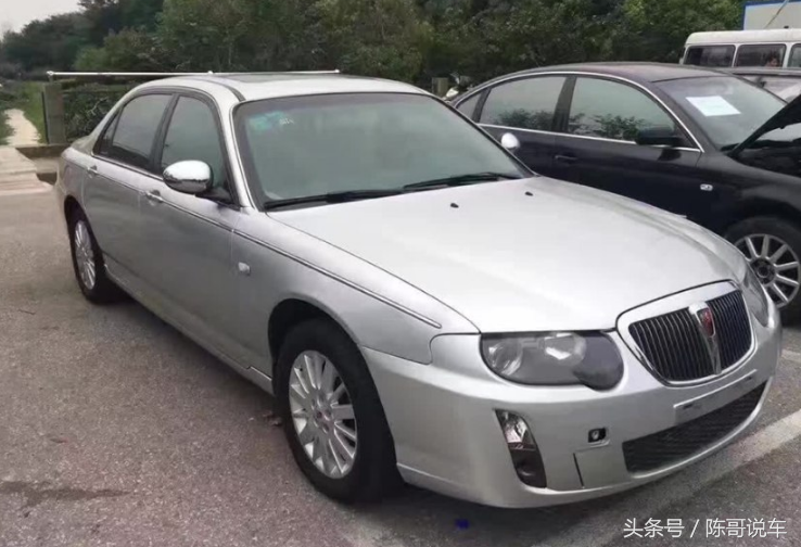 朋友4万块钱把这车给我！开始以为是什么豪华车，很唬人