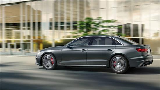 Audi A4L 做更强大的自己