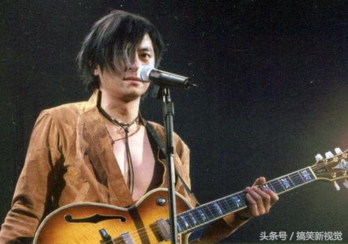 王杰：事业高峰遭下毒，黯然退出乐坛15年，9月23日将复出受追捧