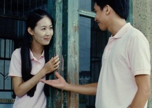 雷佳音的同班同学，《神雕侠侣》扮完颜萍成名，突然消失不知所踪