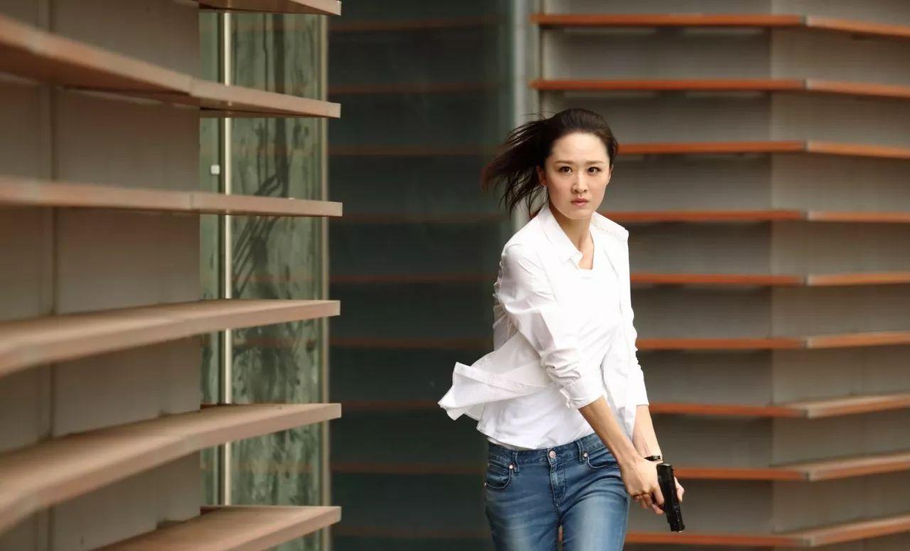 "首先是这部作品足够新颖",白云默表示,这部剧不仅在