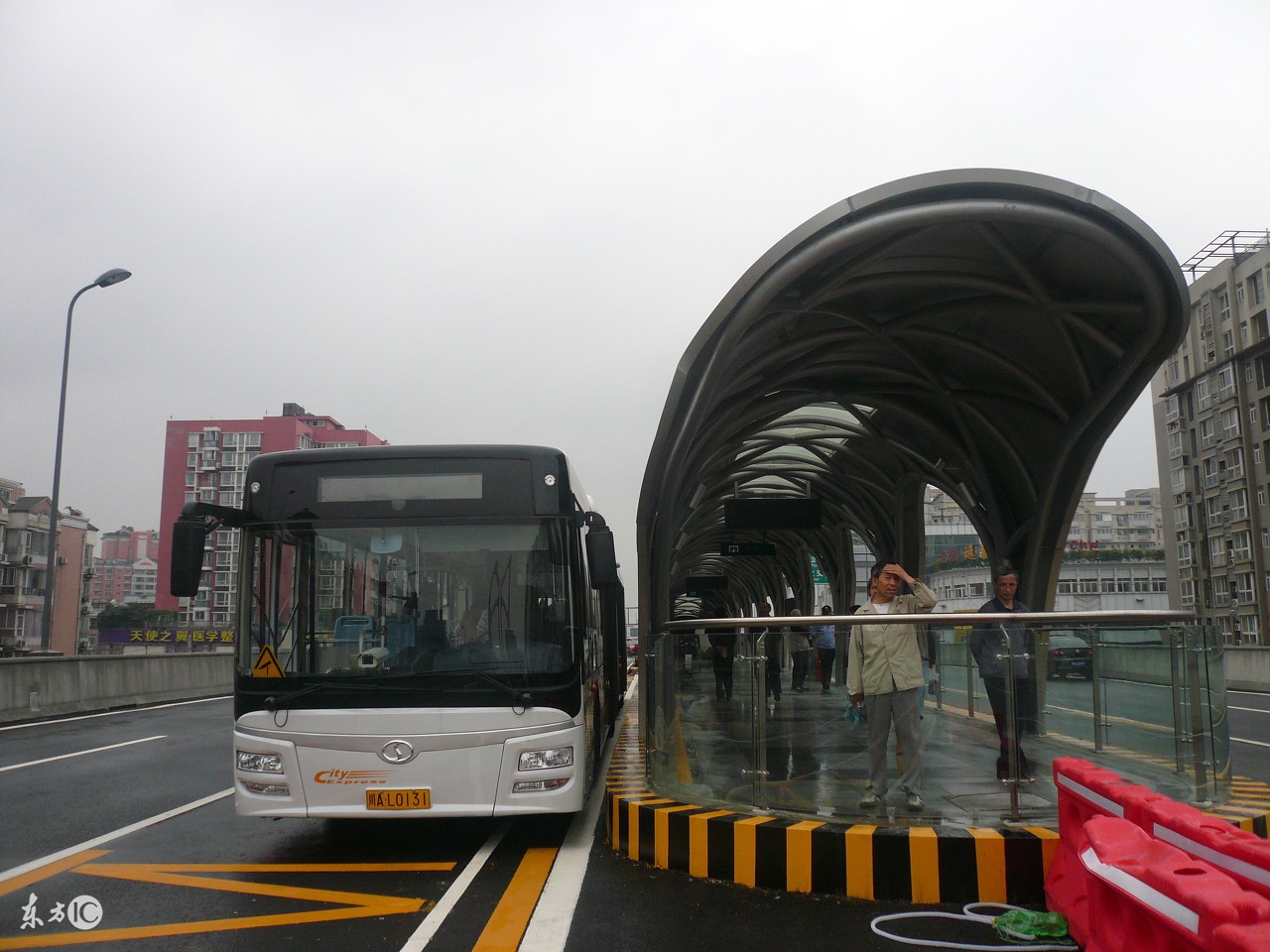 携手高德地图打造"公交样本"