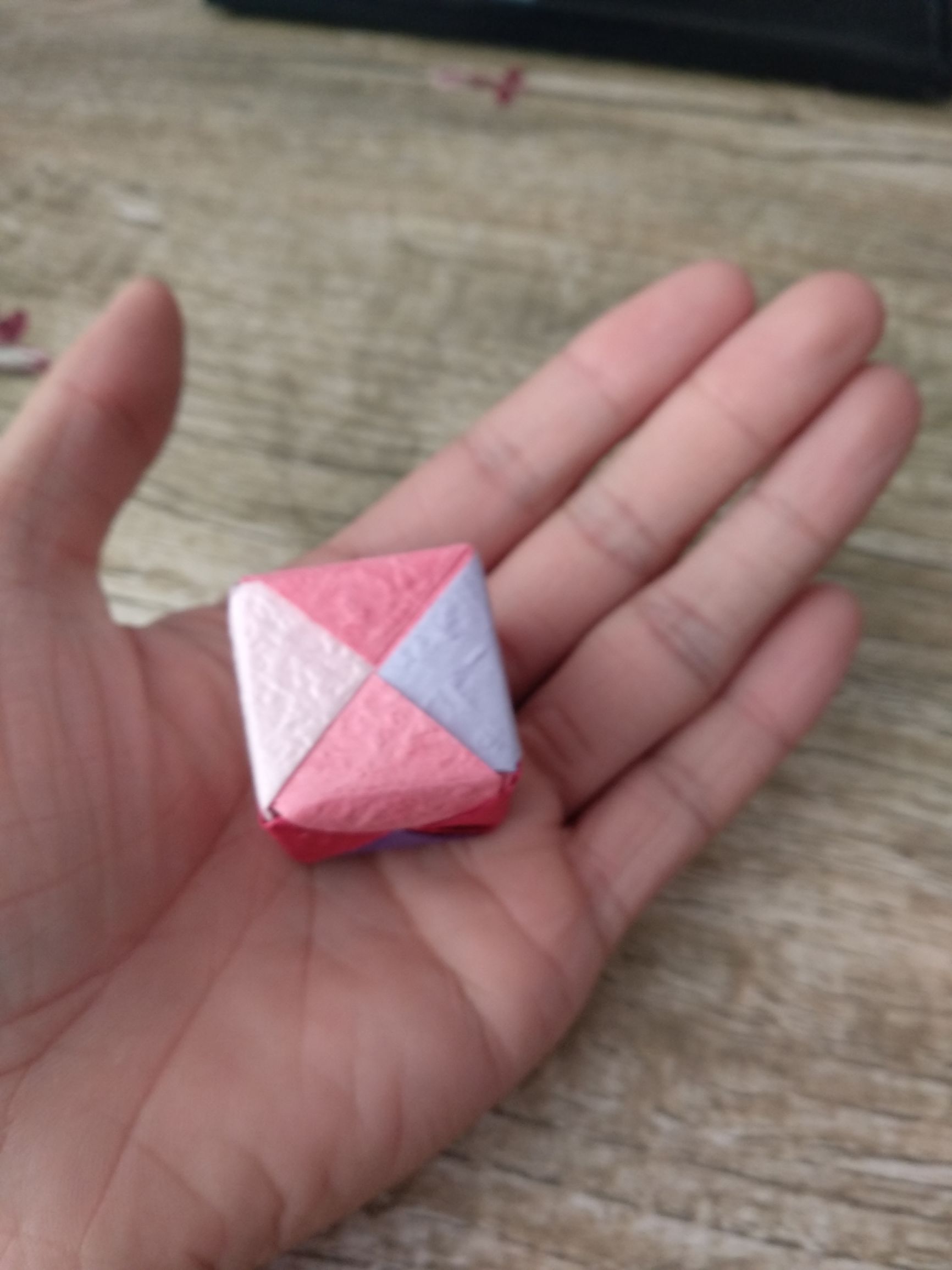 正方体的物品 -生活知识库-动动脑