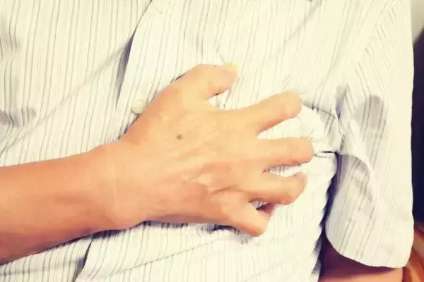 总是感觉气短的原因是什么 中医说可能是因为它