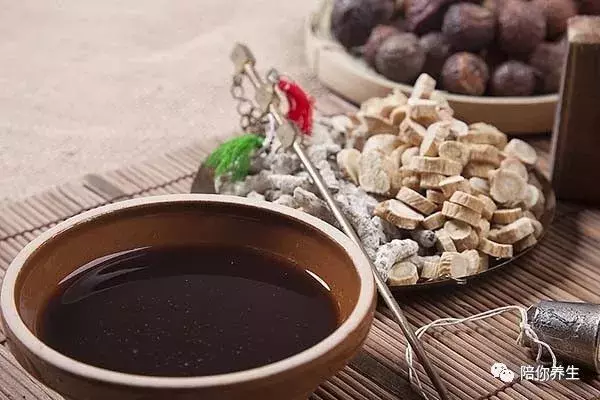 总是感觉气短的原因是什么 中医说可能是因为它