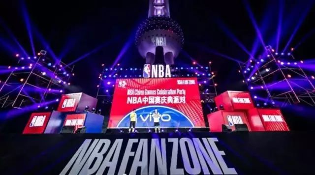 nba中国赛为什么不禁(球迷打call、融合电竞嘻哈 迈入新轮回的NBA中国赛越发多元化)