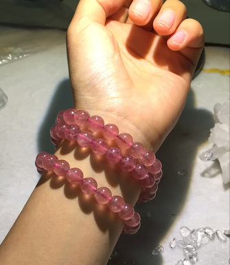 各种颜色水晶能量功效科普，你适合什么颜色的水晶？