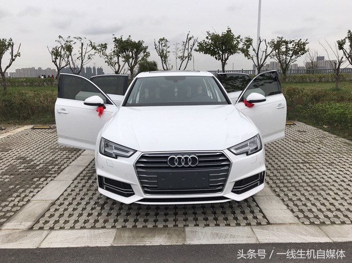 2018款时尚白色奥迪A4L——年轻、运动、有劲、宽敞，我满足了！