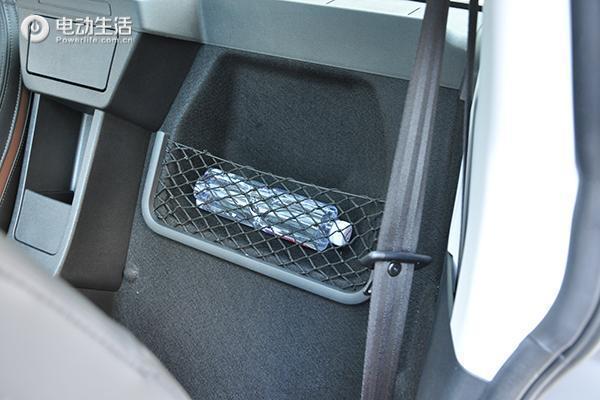 就像个大玩具 静态体验北汽新能源LITE