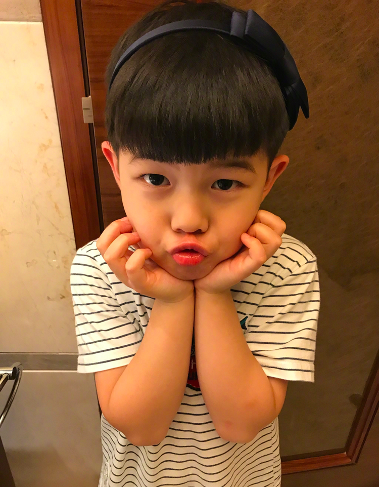 费曼发福被吴镇宇嫌弃,杨阳洋竟玩起了体操