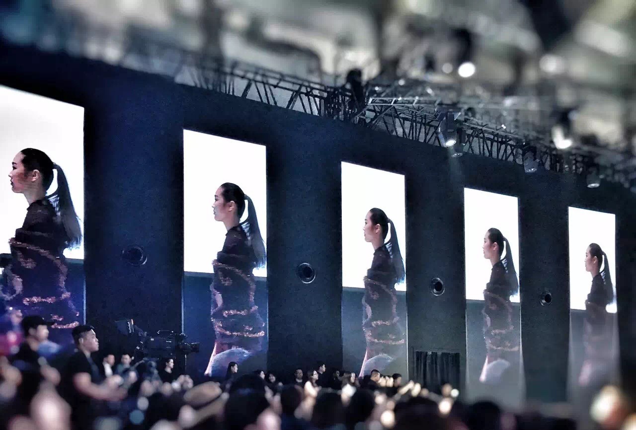 带你去听风呼啸的声音，奔驰C级Coupe售价38.28万－48.88万