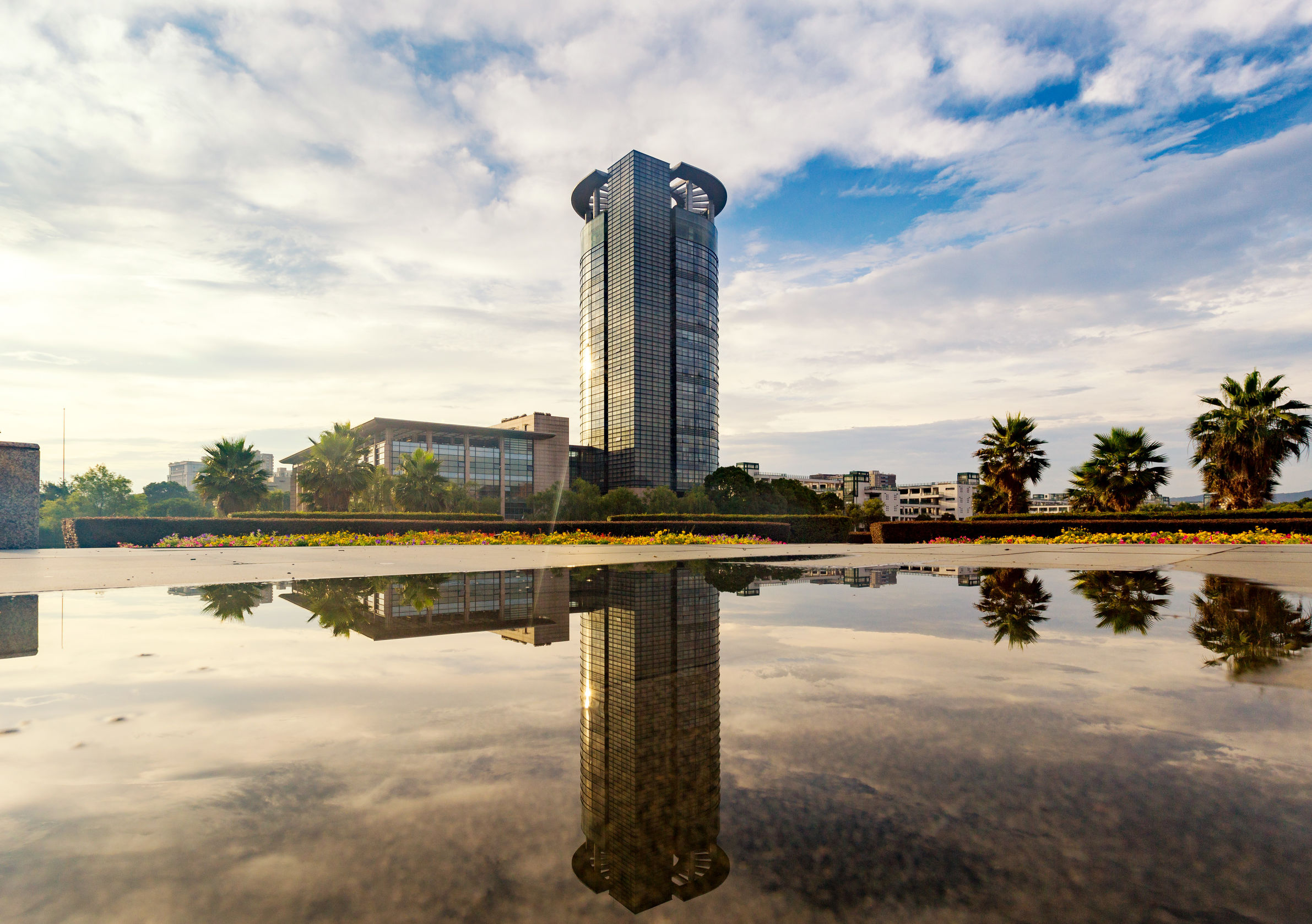 考生巨大福利！浙大2018年招生计划发布，还有各招生组行程安排，就等你！