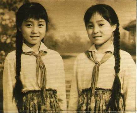 11岁学戏20岁出头演《西游记》，嫁穷学生恩爱30年，现为昆曲名家