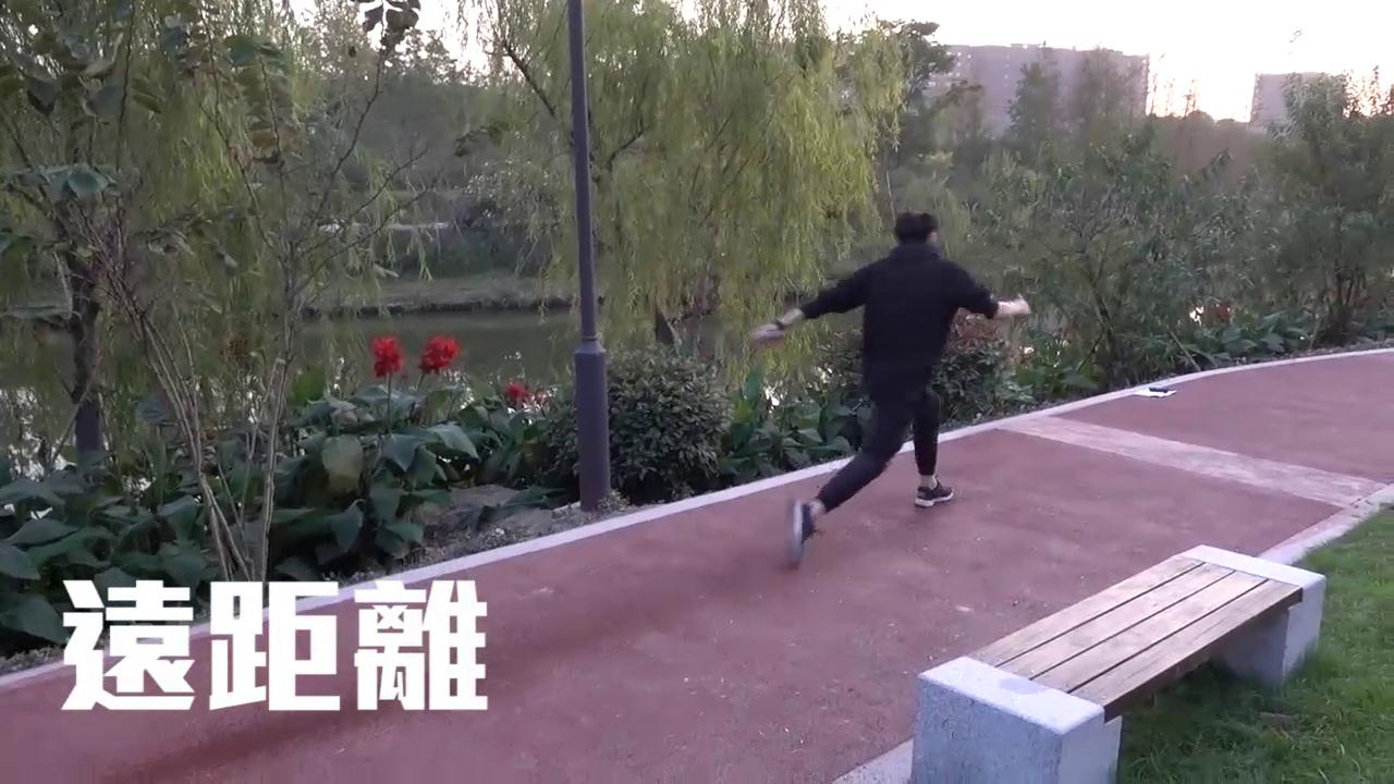 真人实测！防狼喷雾、报警器、手电筒，这些防狼产品真的有用吗？