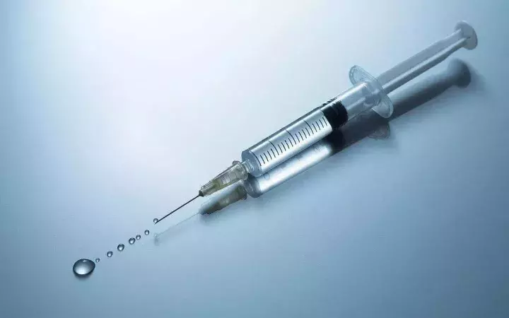 B超发现乳腺内有囊肿该怎么办？